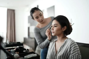 Come diventare makeup artist freelance studiando